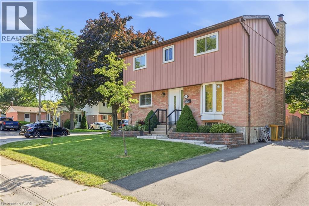 14 BERRISFIELD Crescent