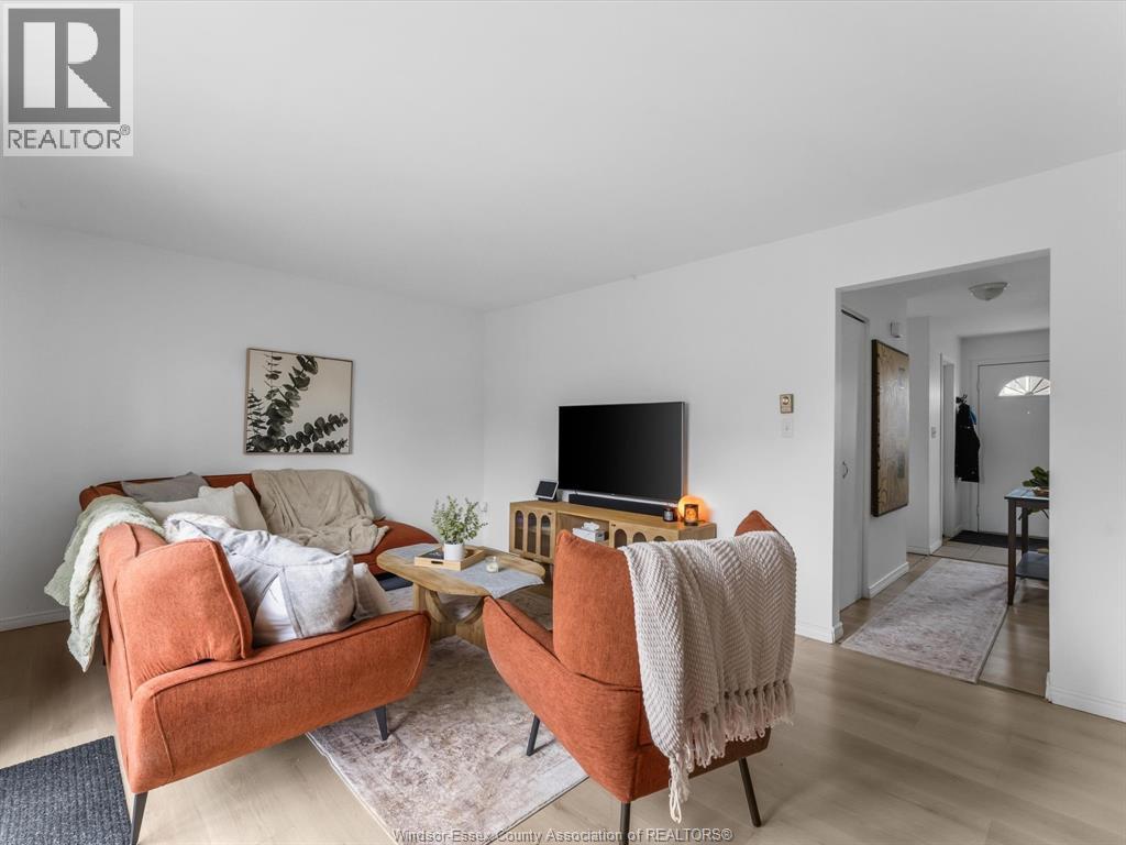 116 Cranbrook Unit# 16