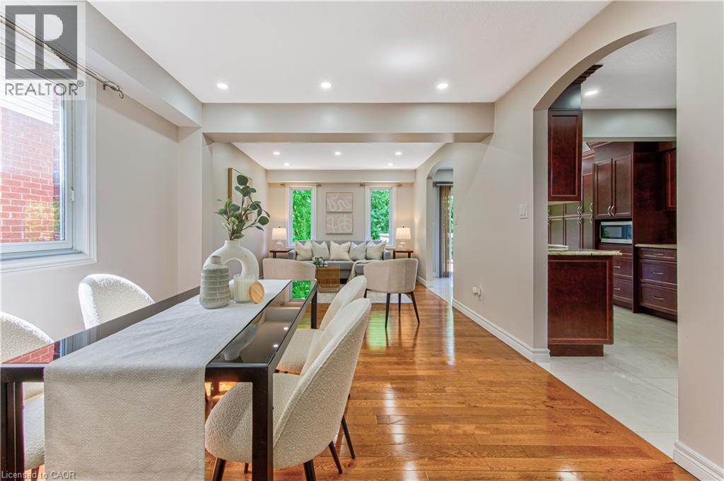 223 BUTTERCUP Court