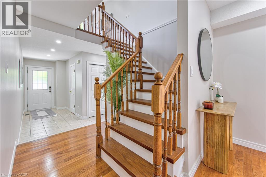 223 BUTTERCUP Court