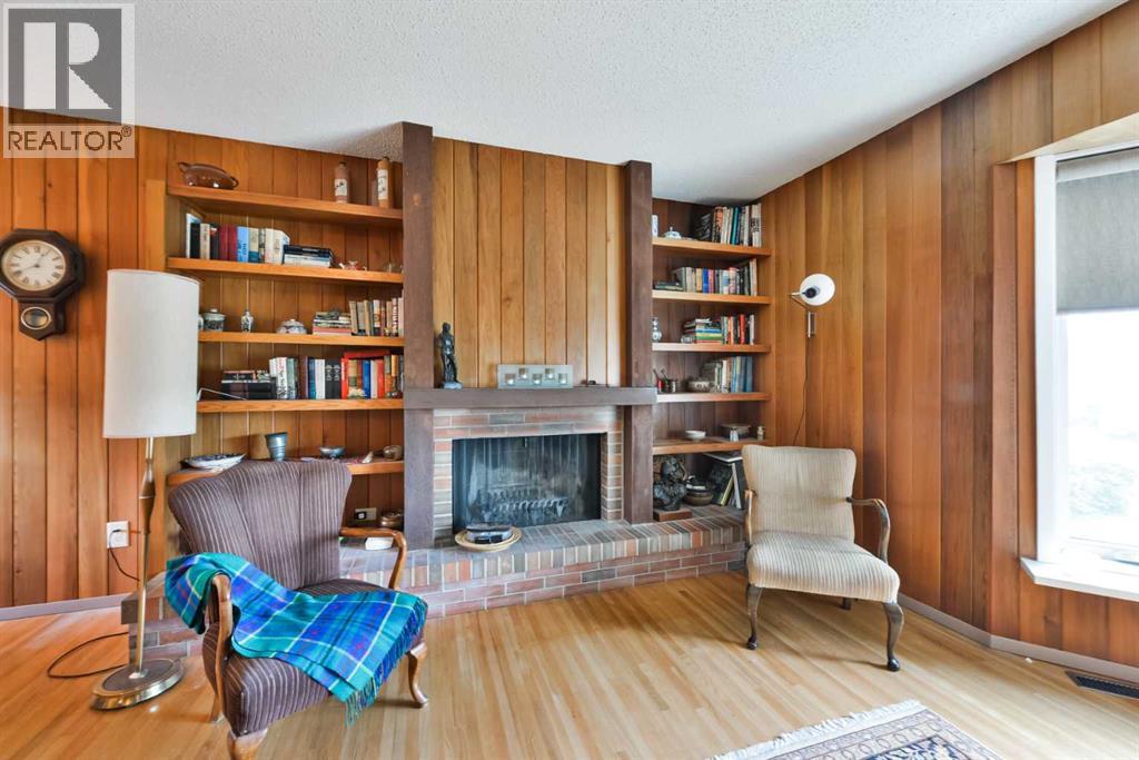 5712 Layzell Road SW