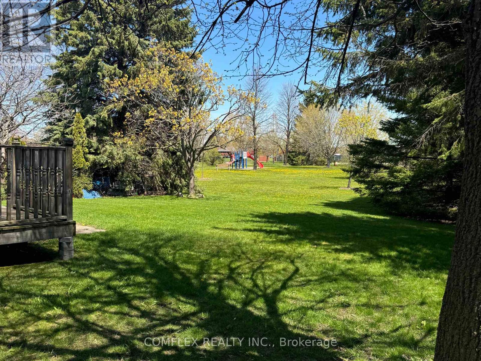 154 CARROLL CRESCENT