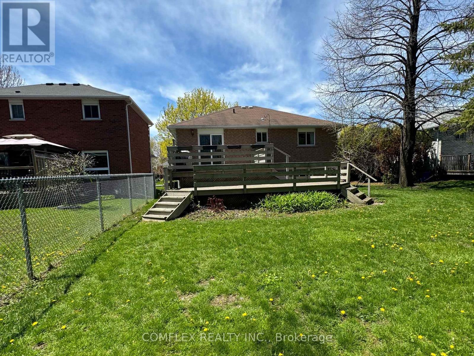 154 CARROLL CRESCENT