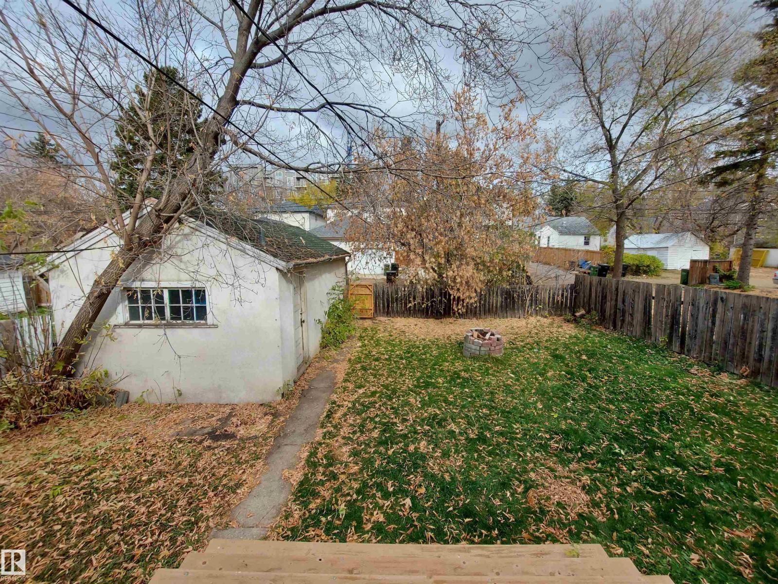 11446 79 AV NW