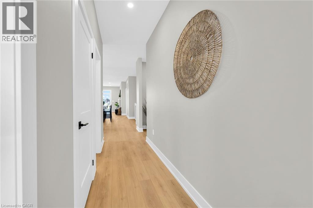 196 LAFAYETTE Boulevard