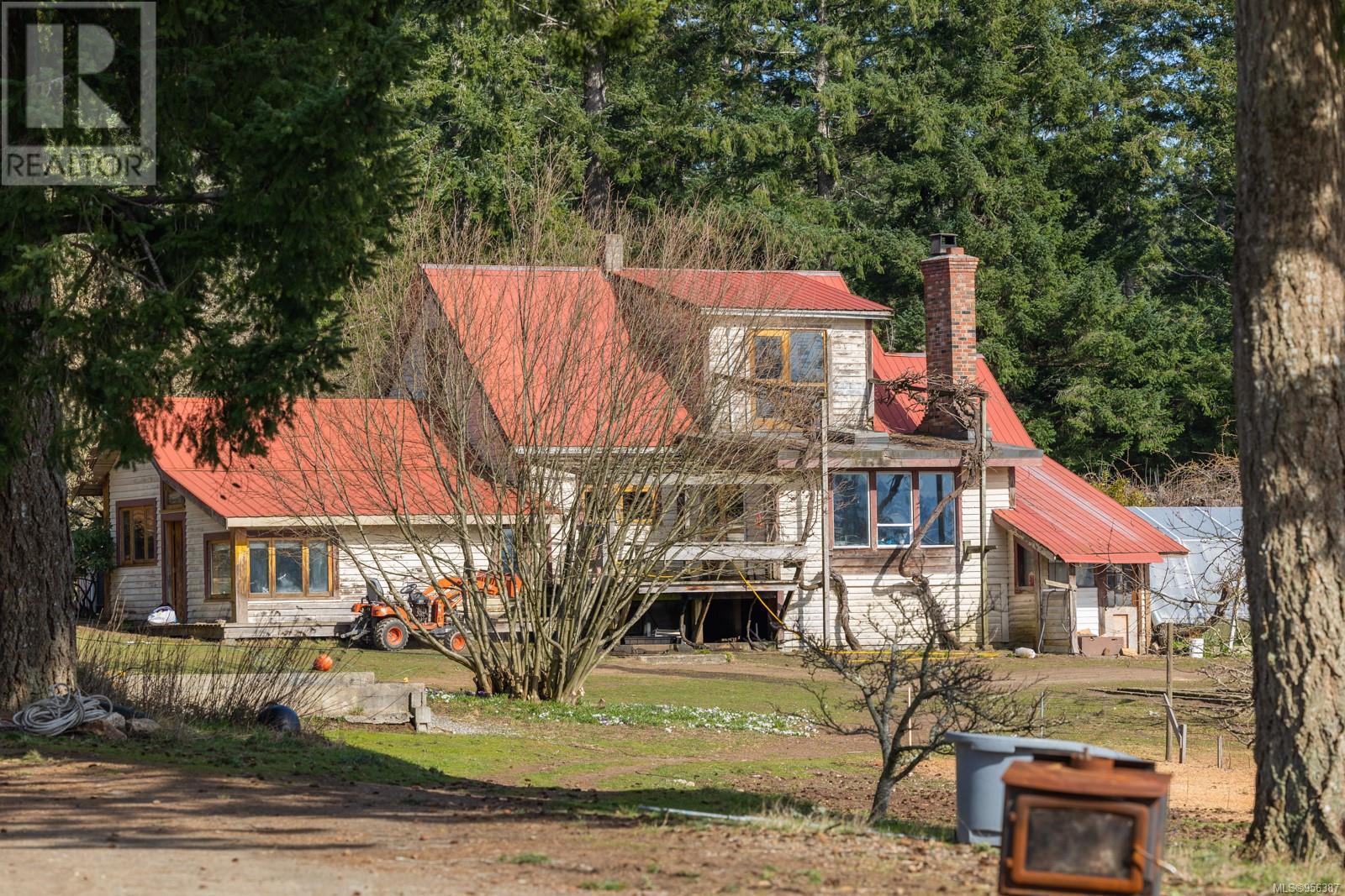 243 Cape Mudge Rd
