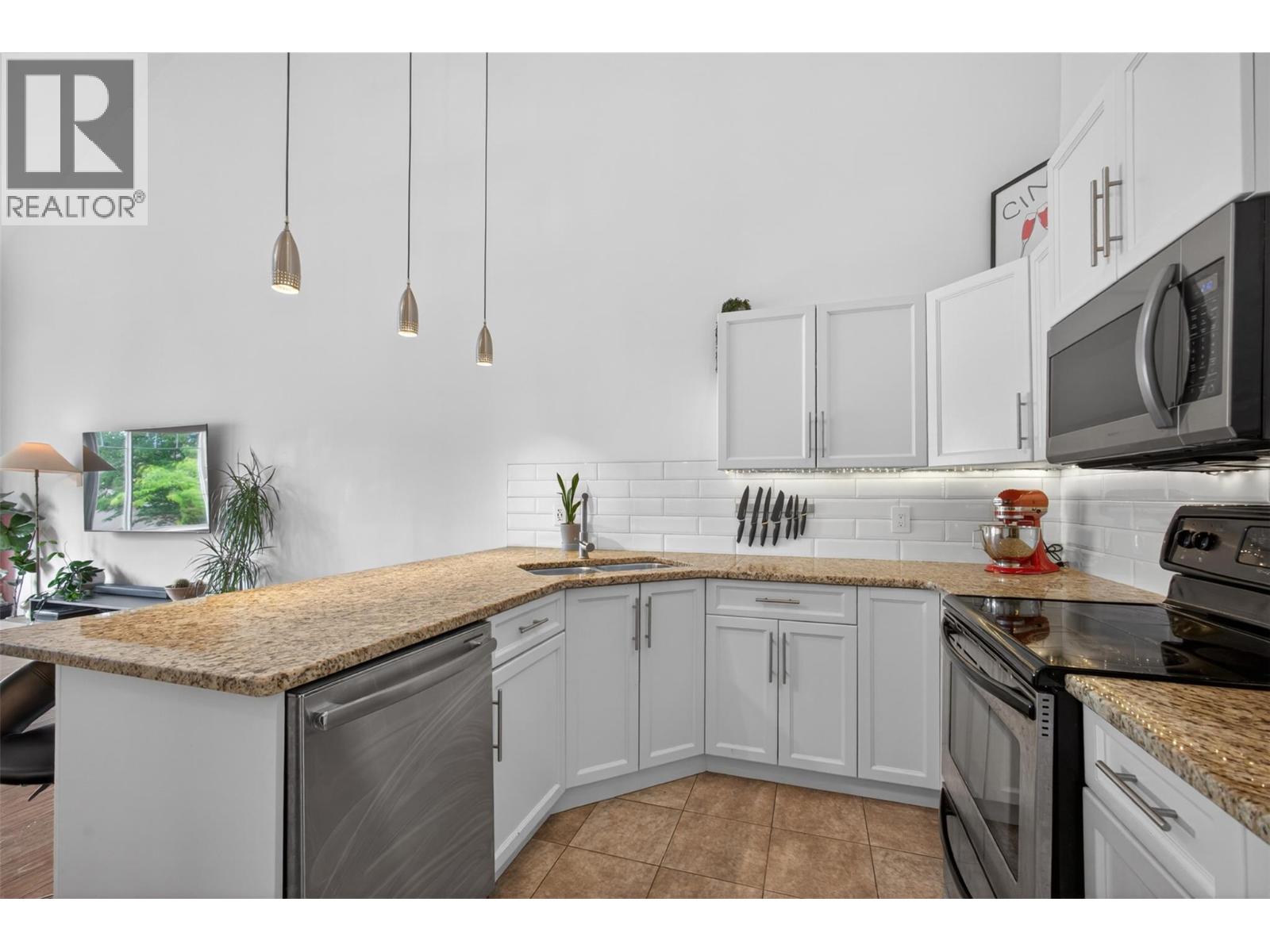 2120 Shannon Ridge Drive Unit# 303