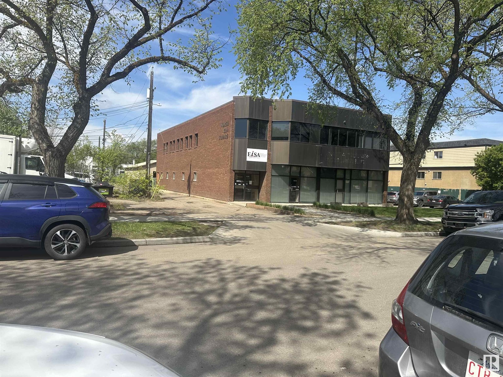 10724 113 ST NW
