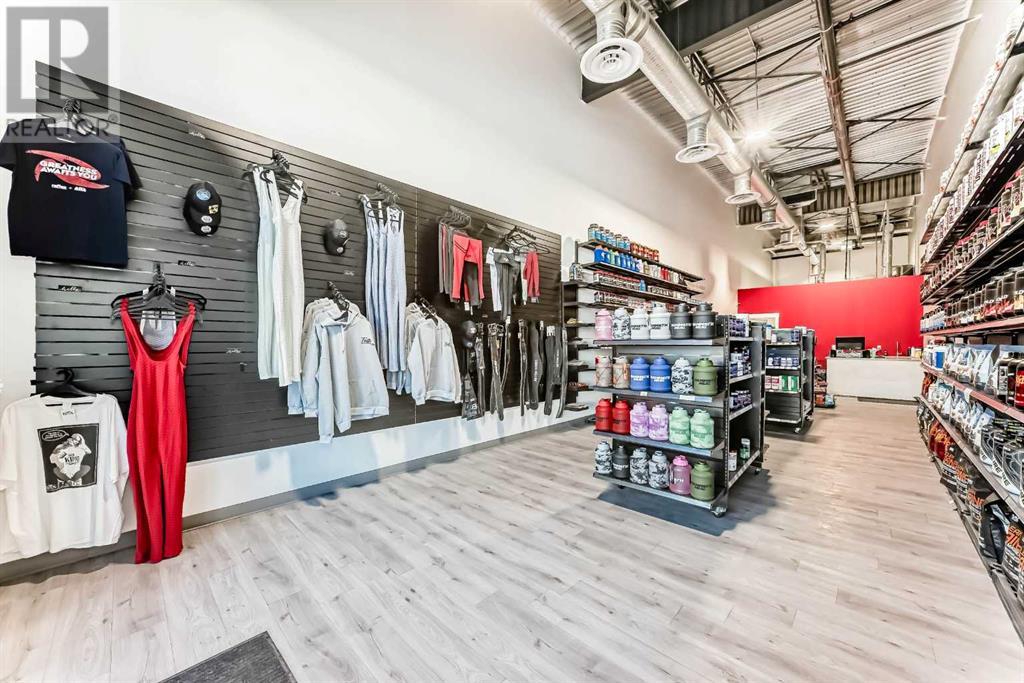 2 Supplement Stores