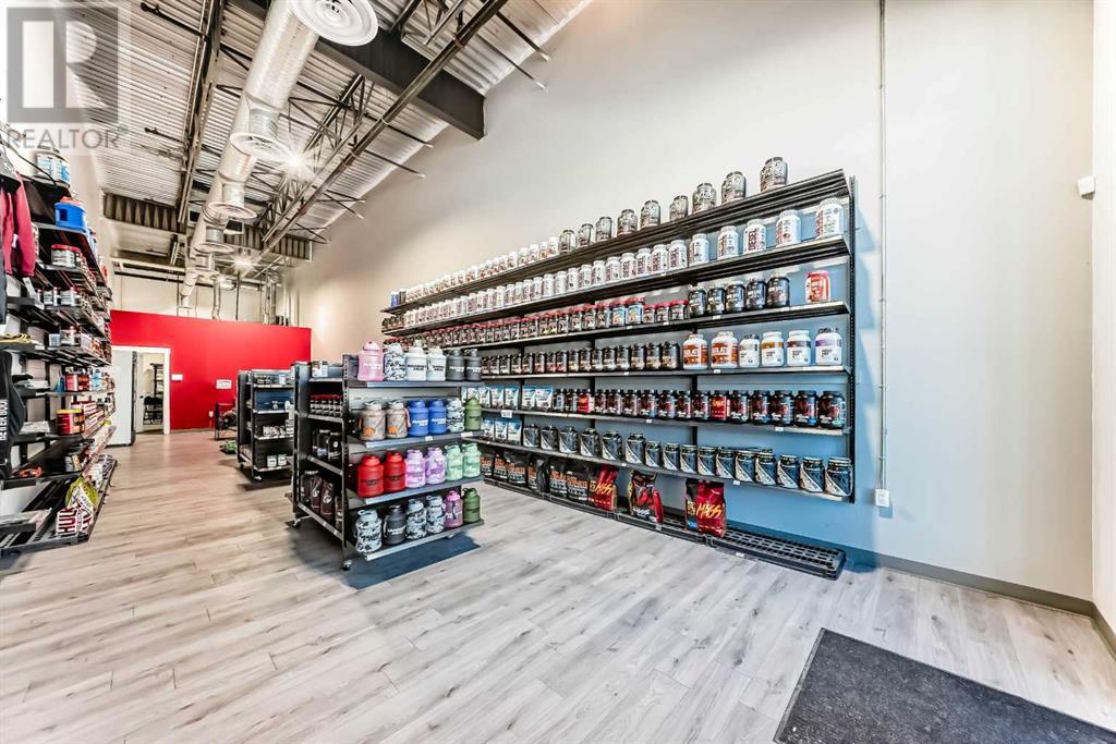 2 Supplement Stores