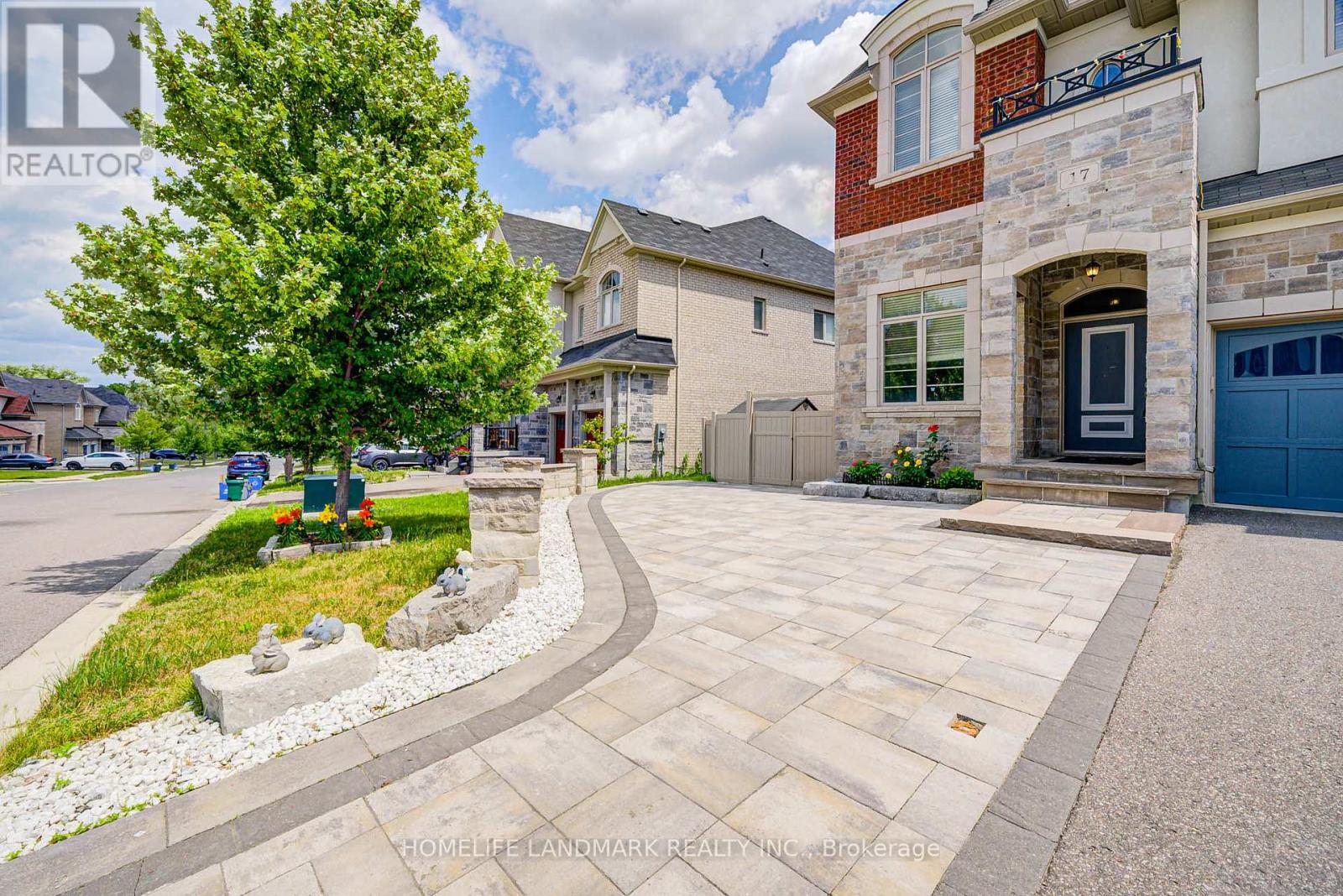 17 DR PEARSON COURT