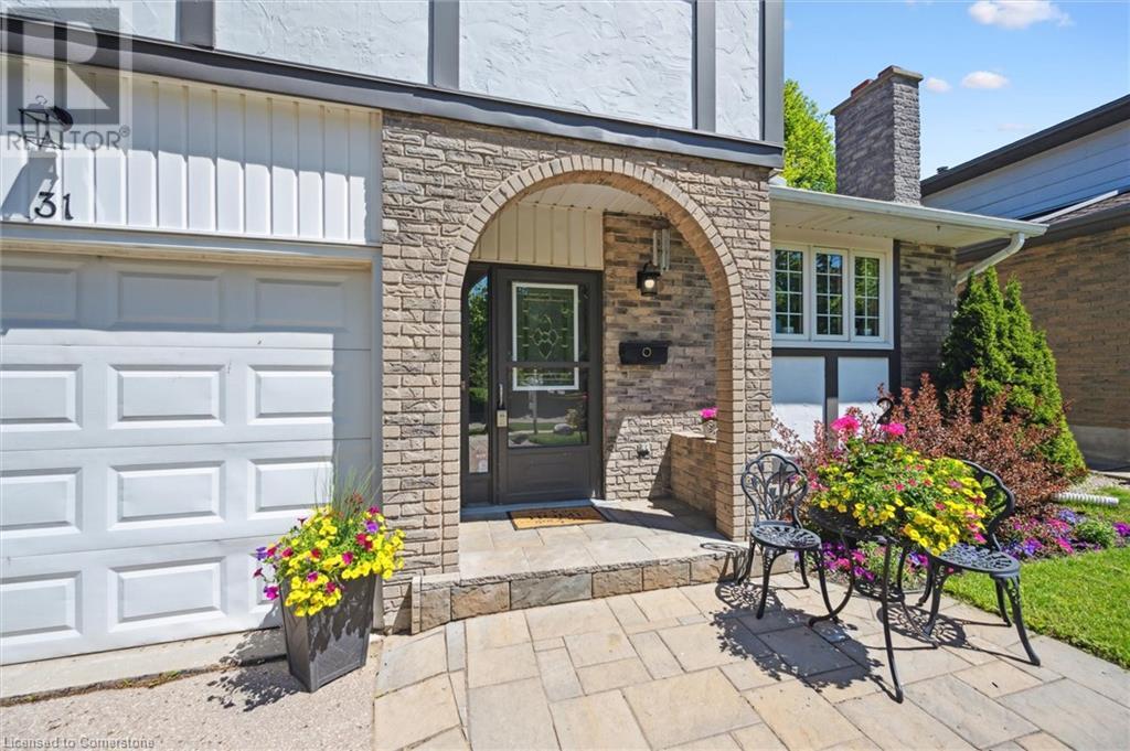 31 DRIFTWOOD Place