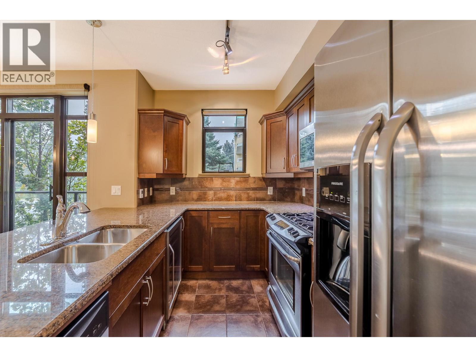 3589 Skaha Lake Road Unit# 204