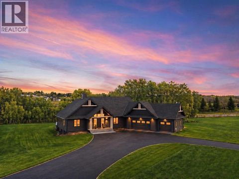 3 Shannon Mews Rural Foothills County AB T1S5B4