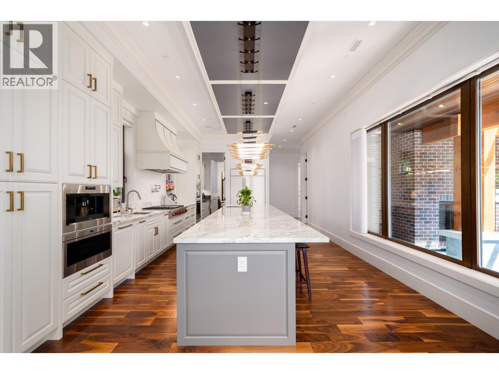 5937 CHURCHILL STREET