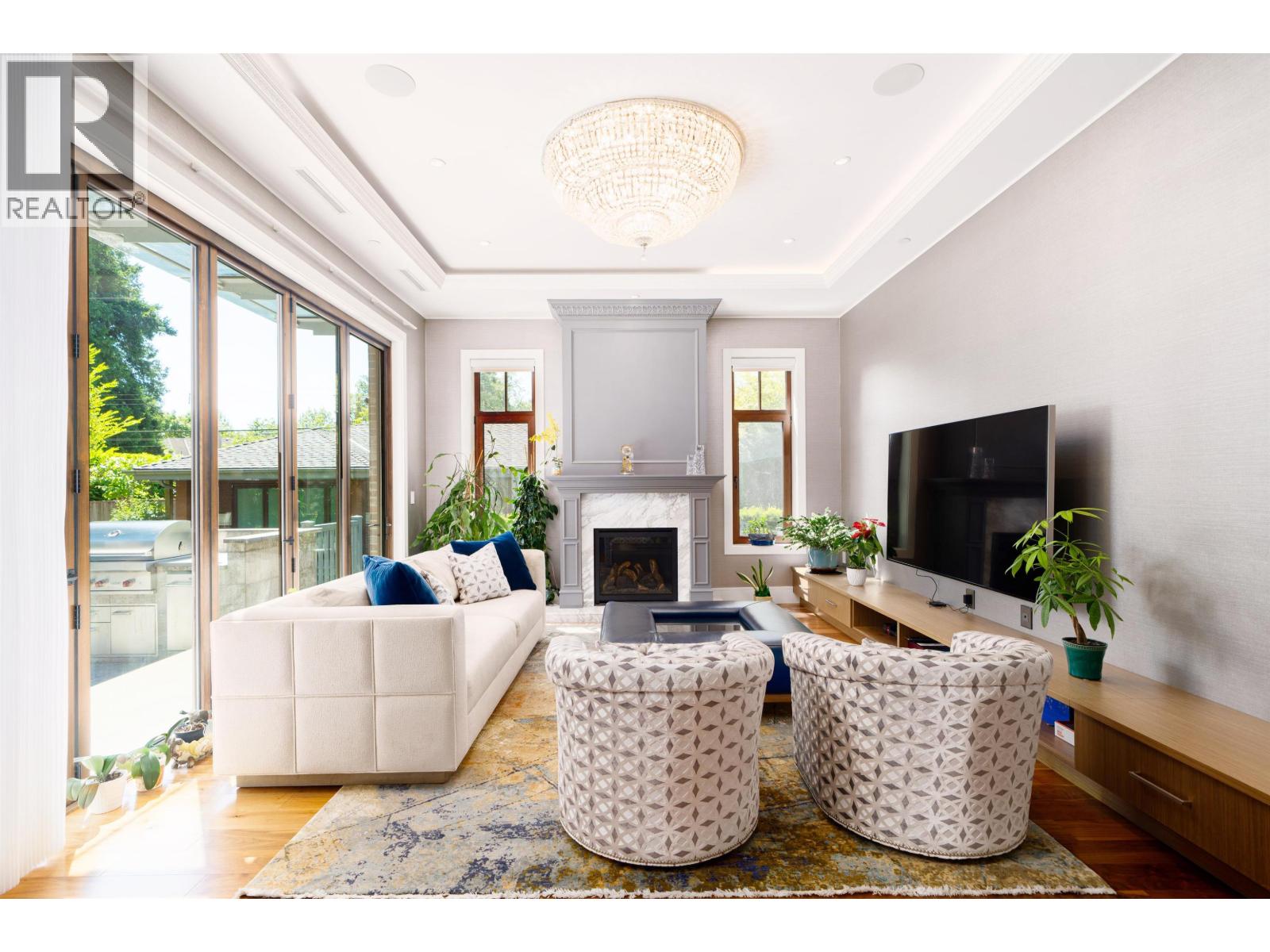 5937 CHURCHILL STREET