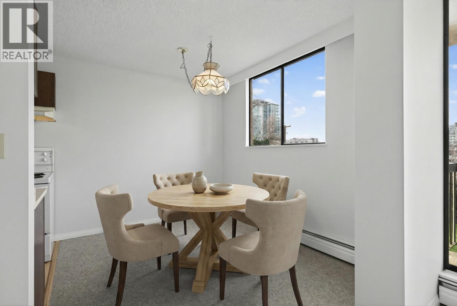 203 145 ST. GEORGES AVENUE