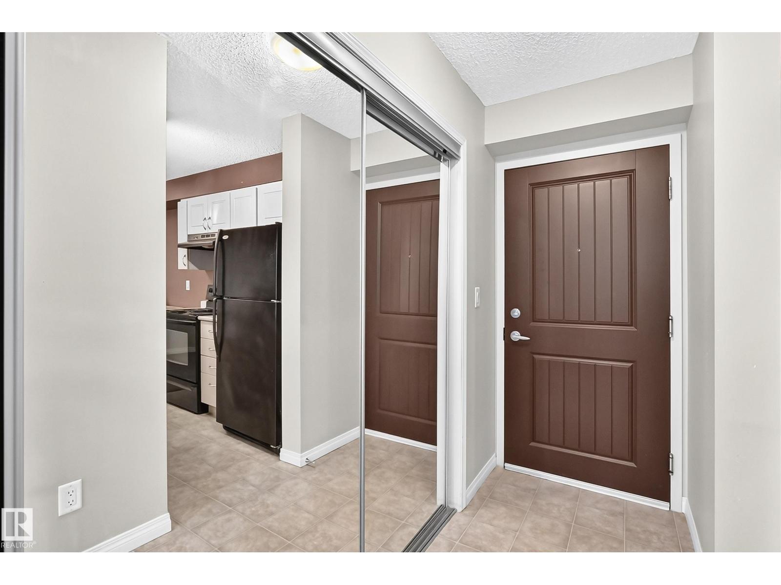 #218 13907 136 ST NW