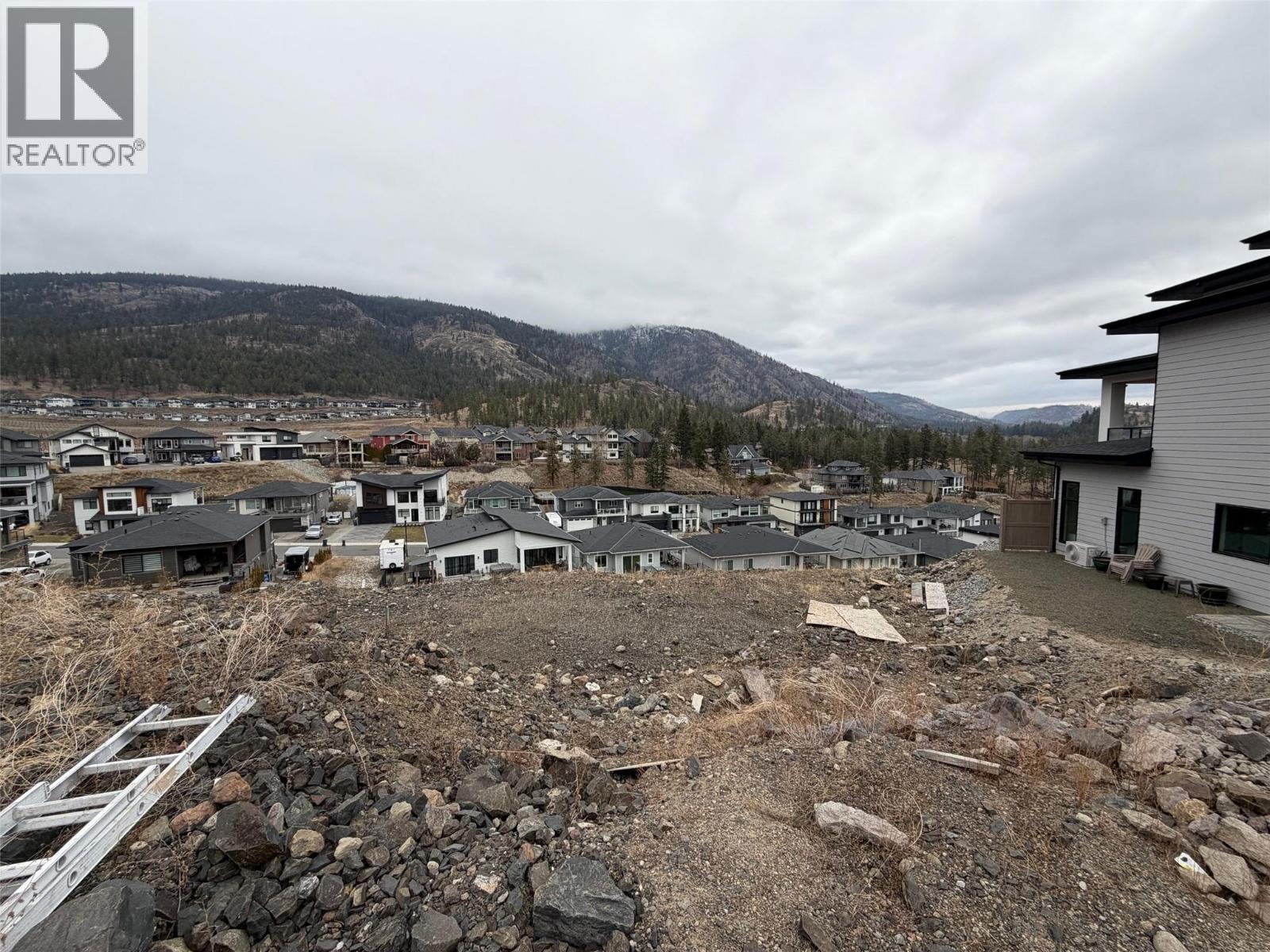 2500 Pinnacle Ridge Drive