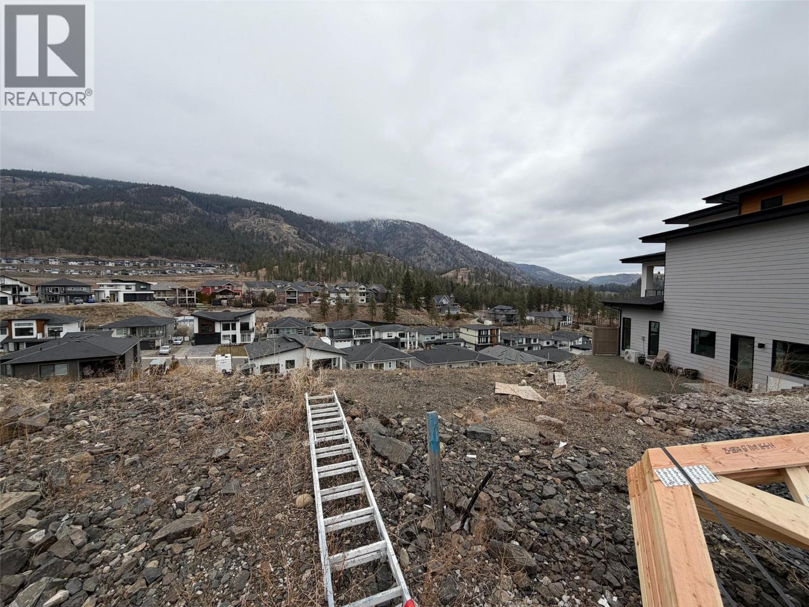 2500 Pinnacle Ridge Drive