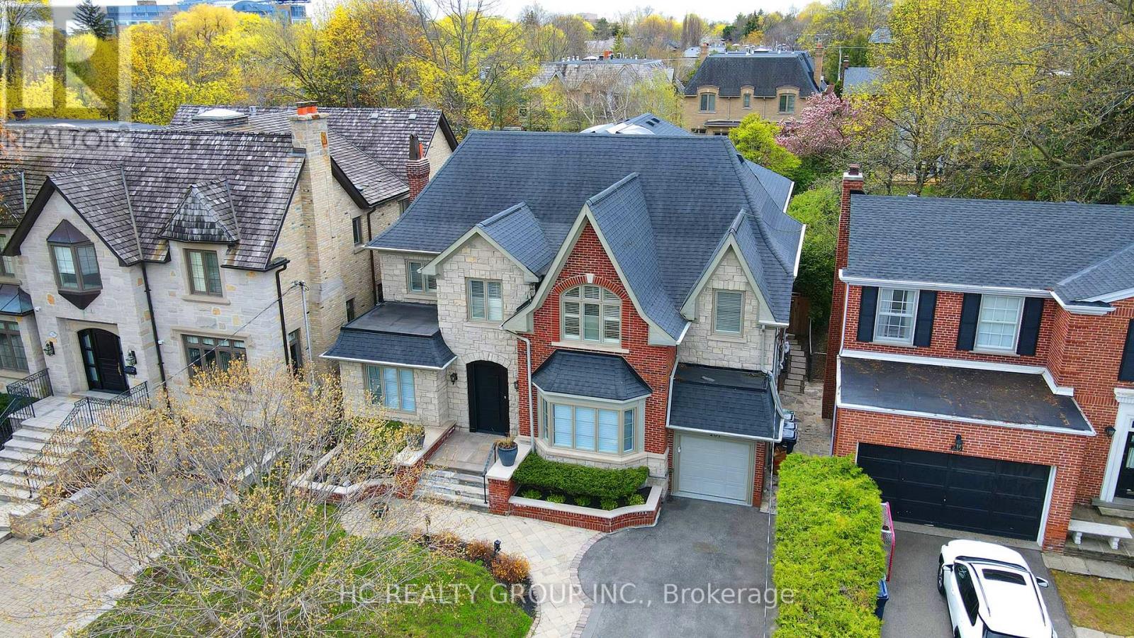 267 ST LEONARDS AVENUE