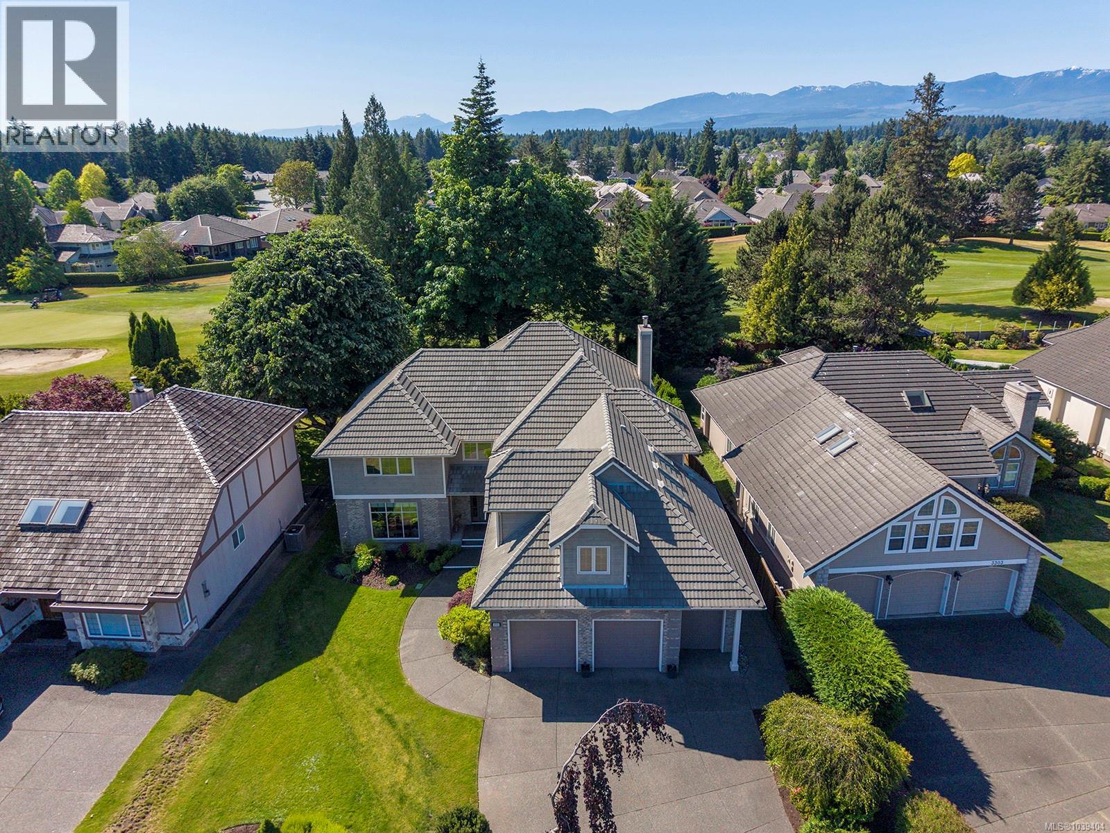 3331 Royal Vista Way