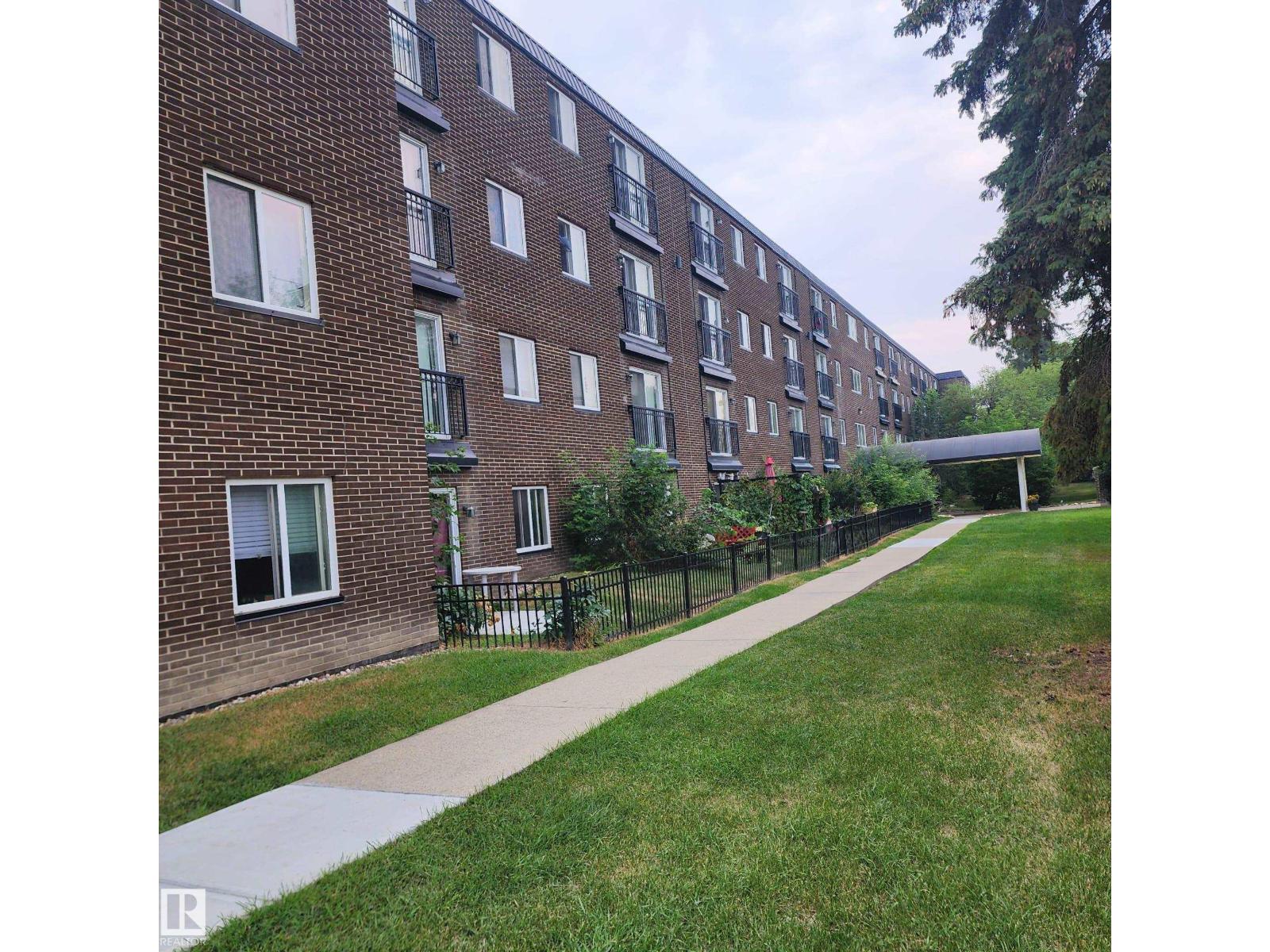 #406 10616 156 ST NW NW