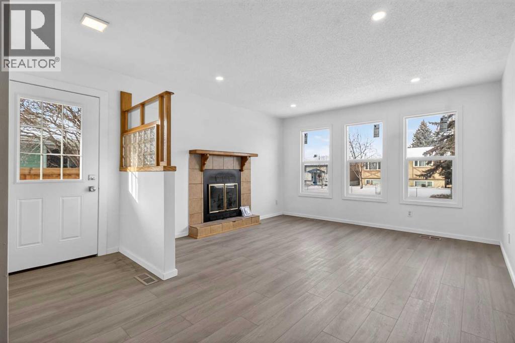 3283 Dover Ridge Drive SE