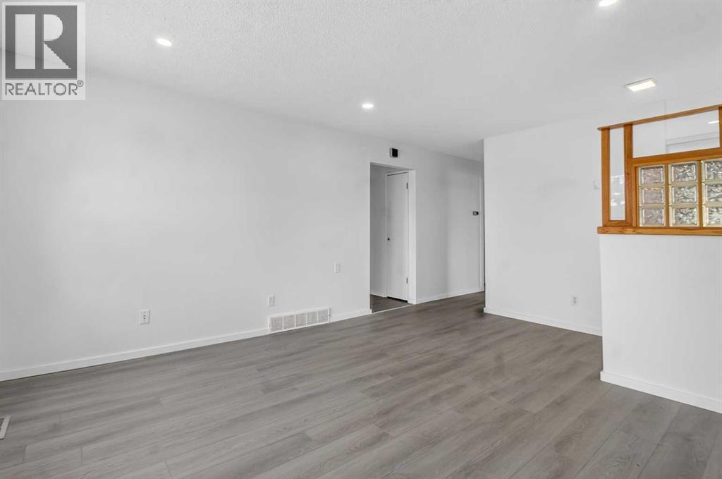 3283 Dover Ridge Drive SE