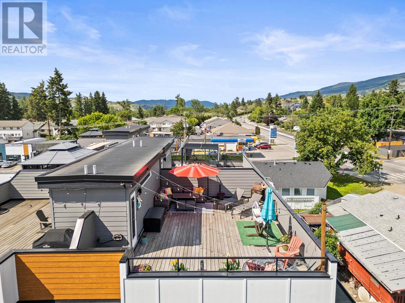 1805 45 Avenue Unit# 4