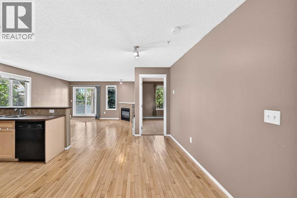 3109, 70 Panamount Drive NW