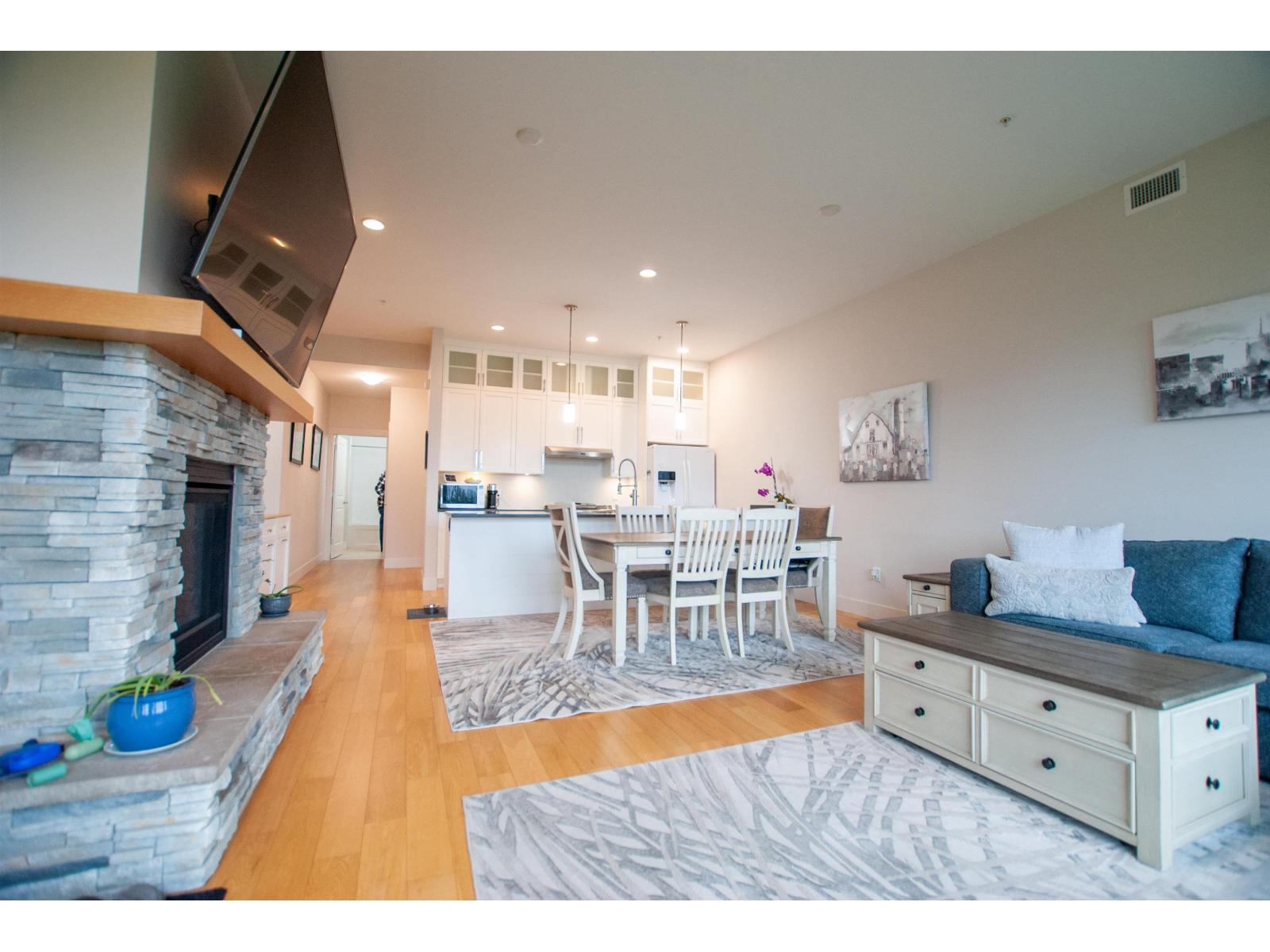 114 51096 FALLS COURT|Eastern Hillsides