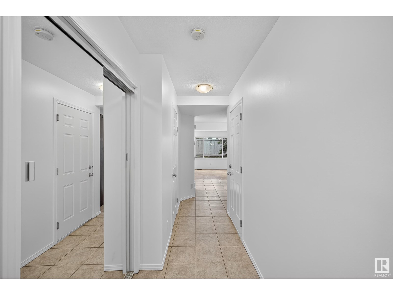 #12 2816 34 AV NW