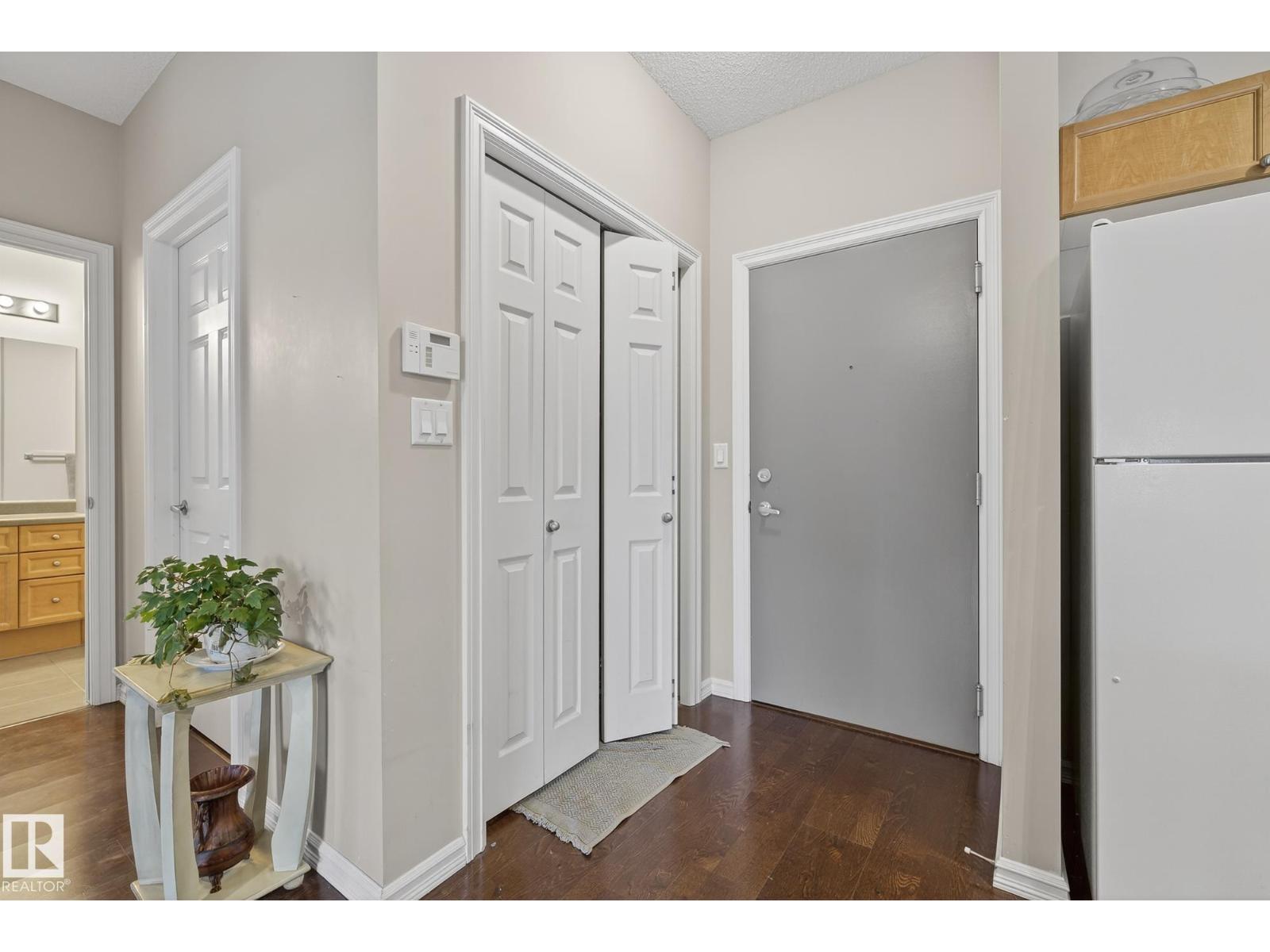 #111 226 Macewan Road SW