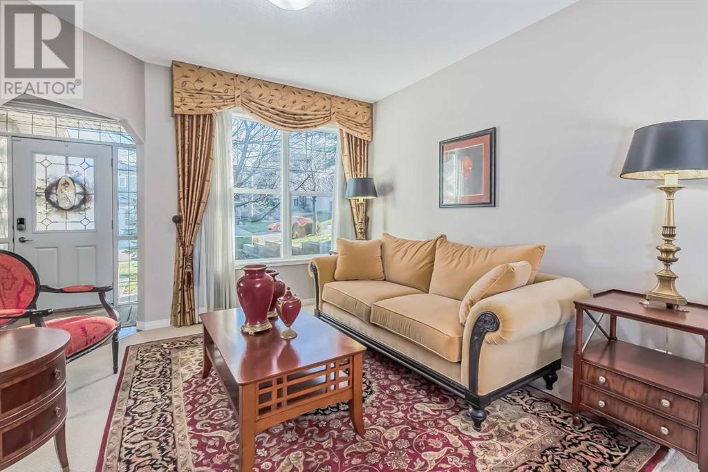 64 Panatella Manor NW