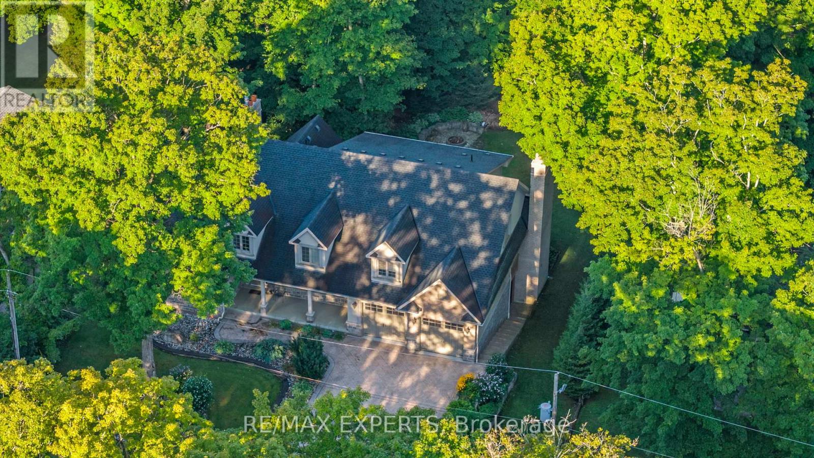431 MANLEY CRESCENT