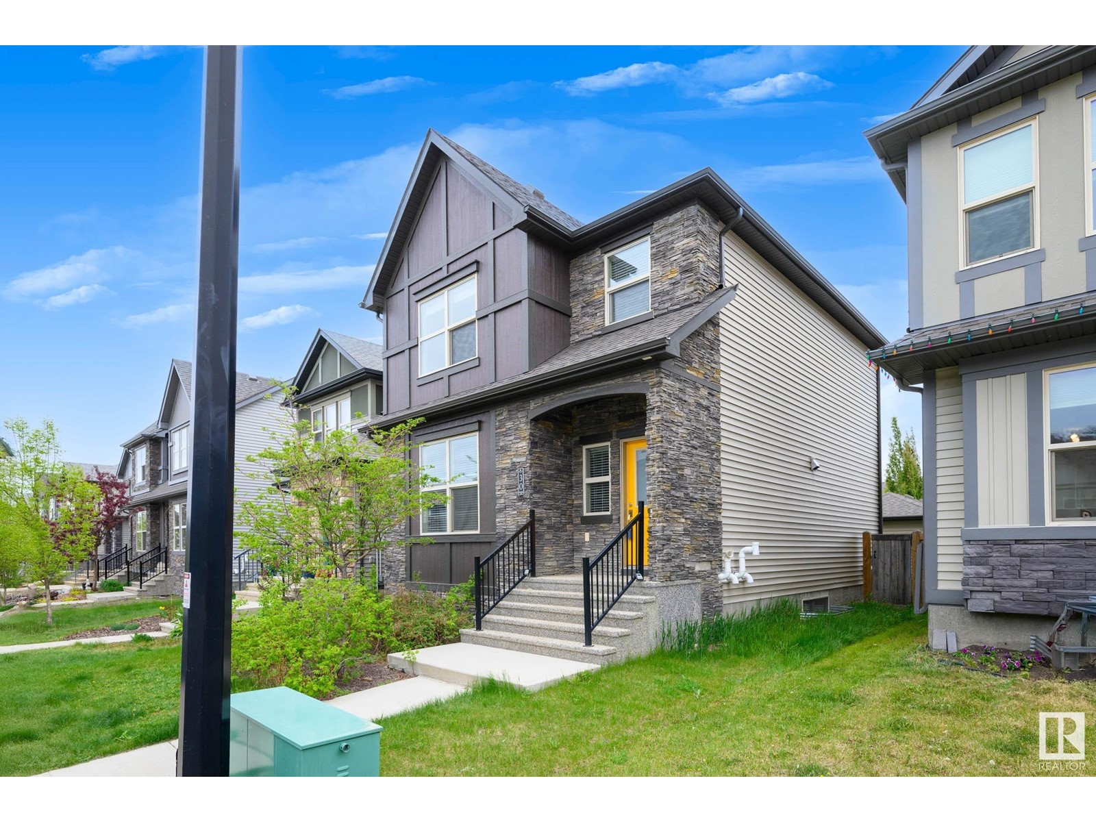 30 GREENBURY MR