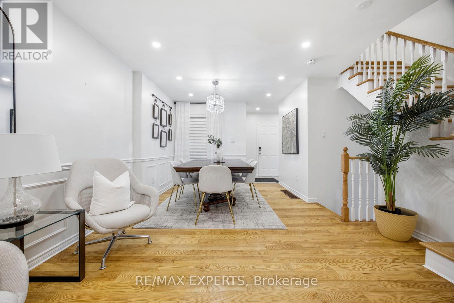 40 DILLS CRESCENT