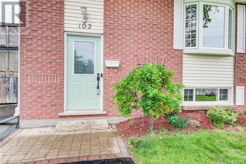 102 SUGAR MAPLE Street