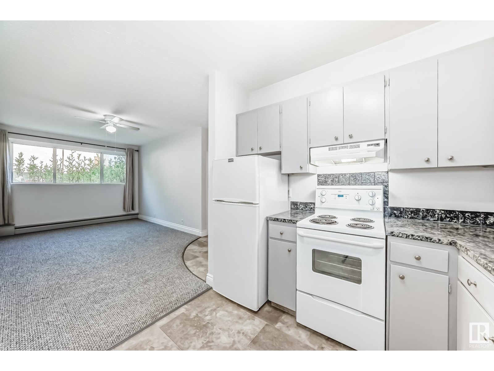 #5 8406 104 ST NW