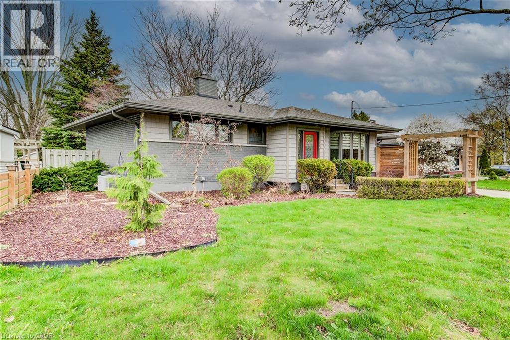 14 GRAYSTONE Avenue