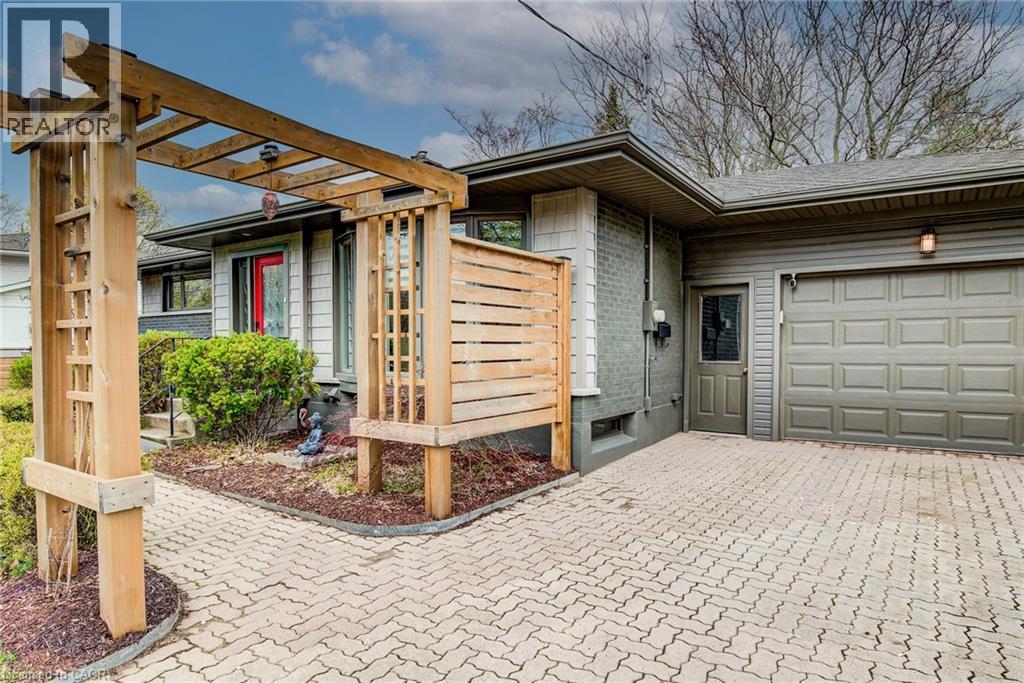 14 GRAYSTONE Avenue