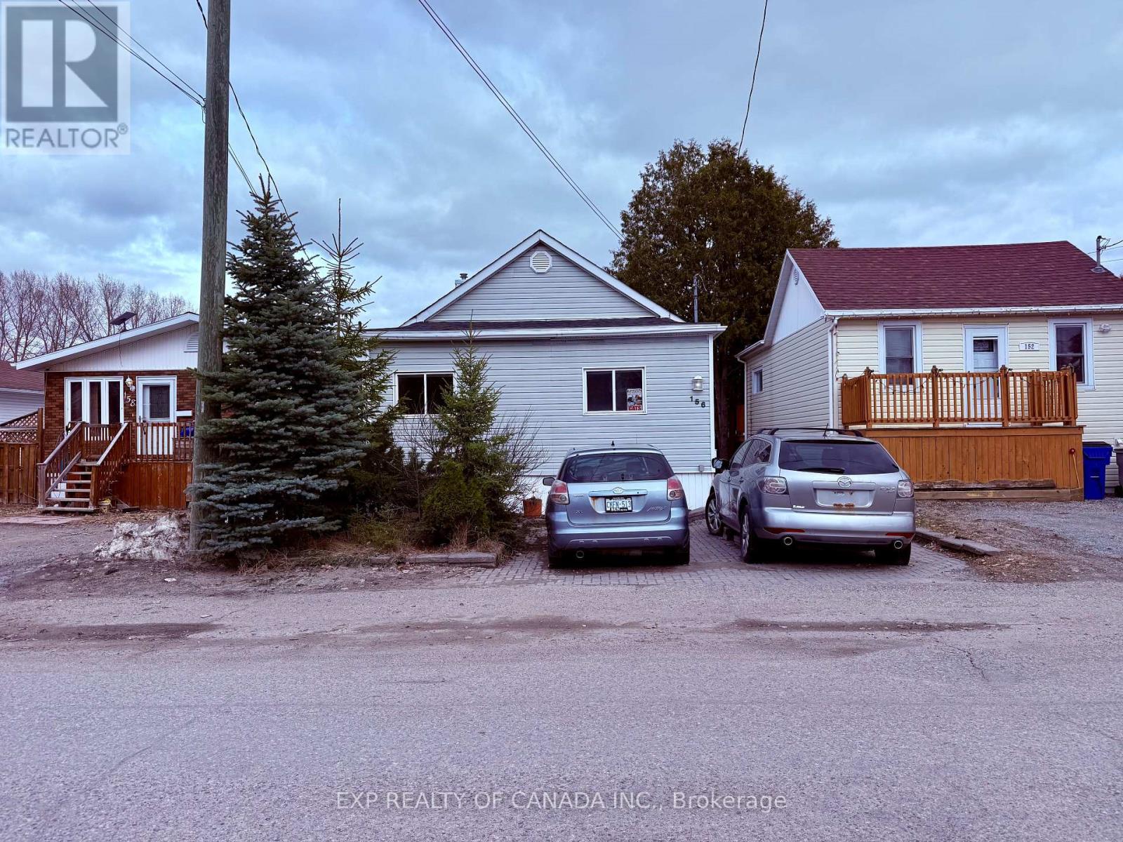 156 CAMERON STREET N