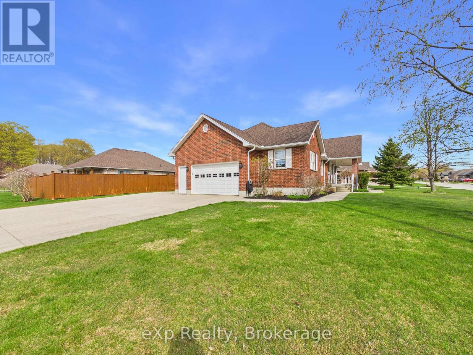 769 WOODLAND DRIVE