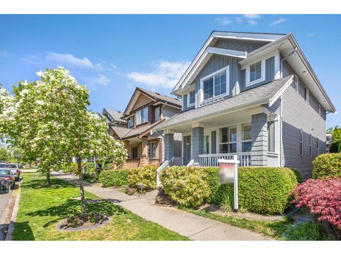 6880 W 190TH STREET Surrey BC V4N4P1