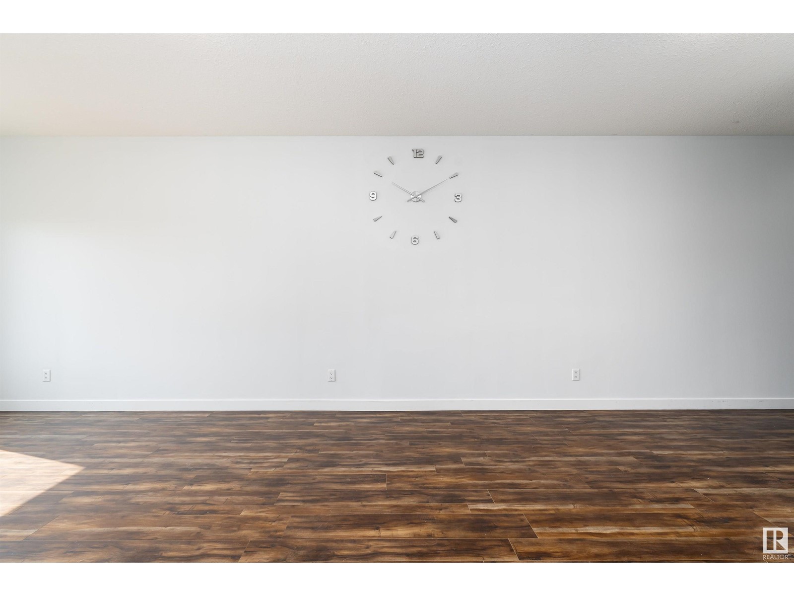 12432 125 ST NW