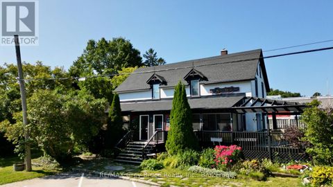 8 HELEN STREET Northern Bruce Peninsula ON N0H1W0