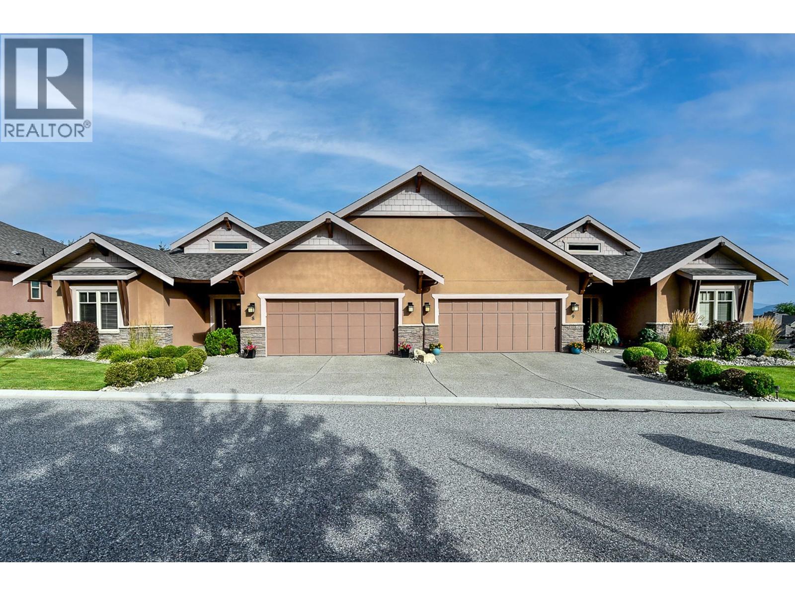 2450 Selkirk Drive Unit# 8