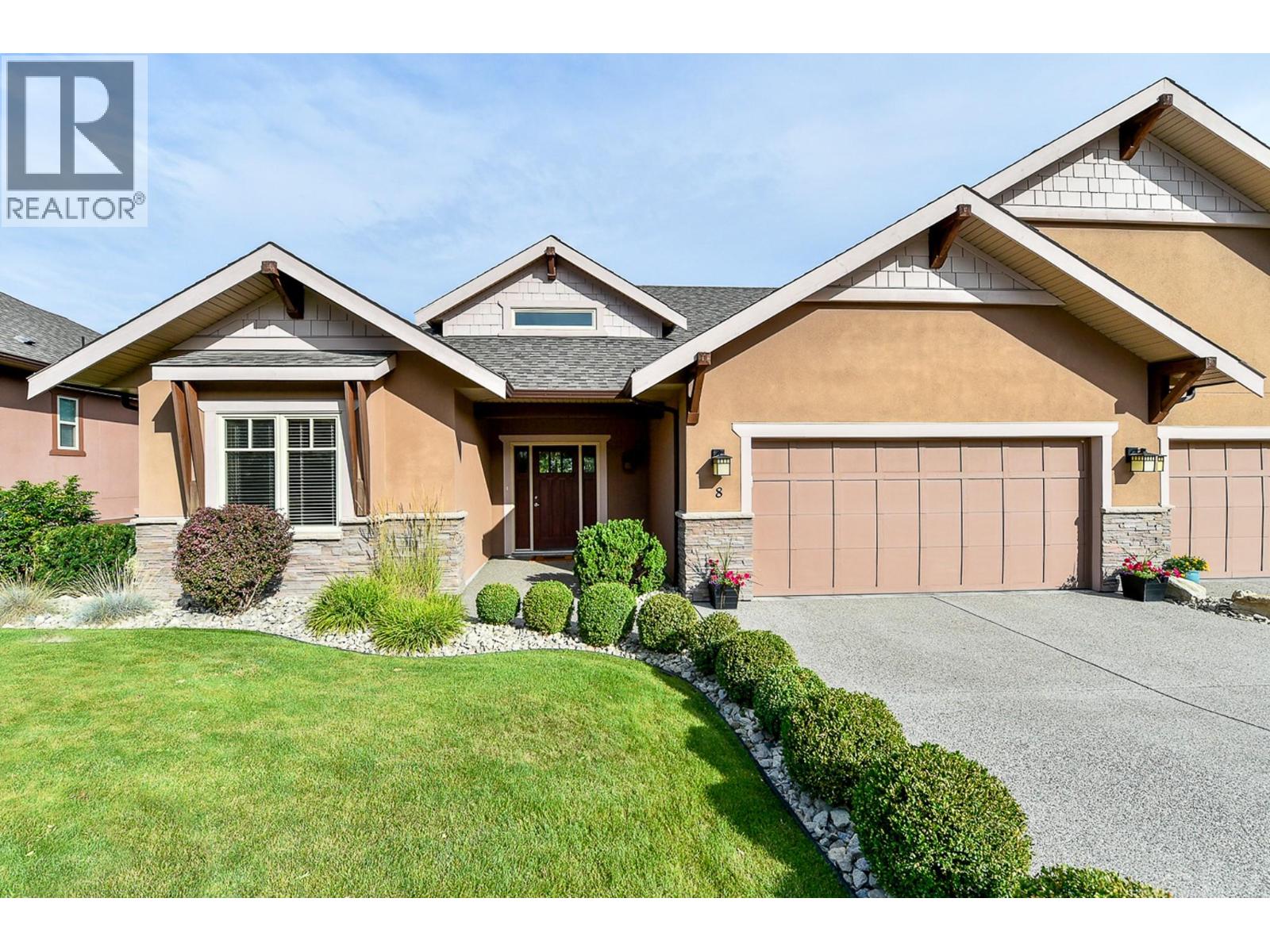 2450 Selkirk Drive Unit# 8