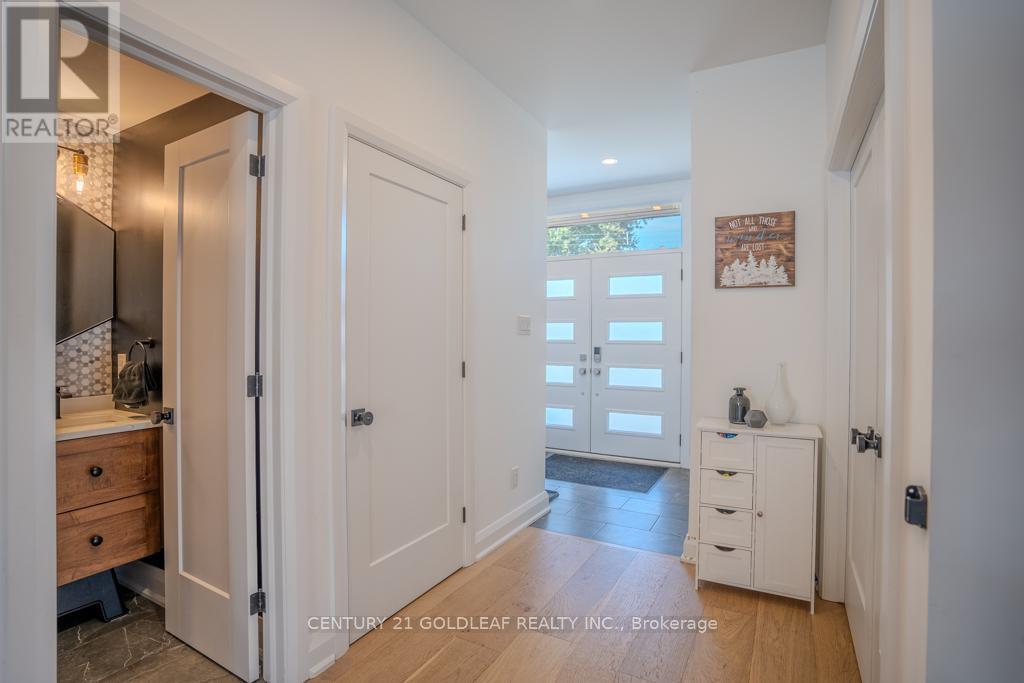 30 KING GEORGE STREET